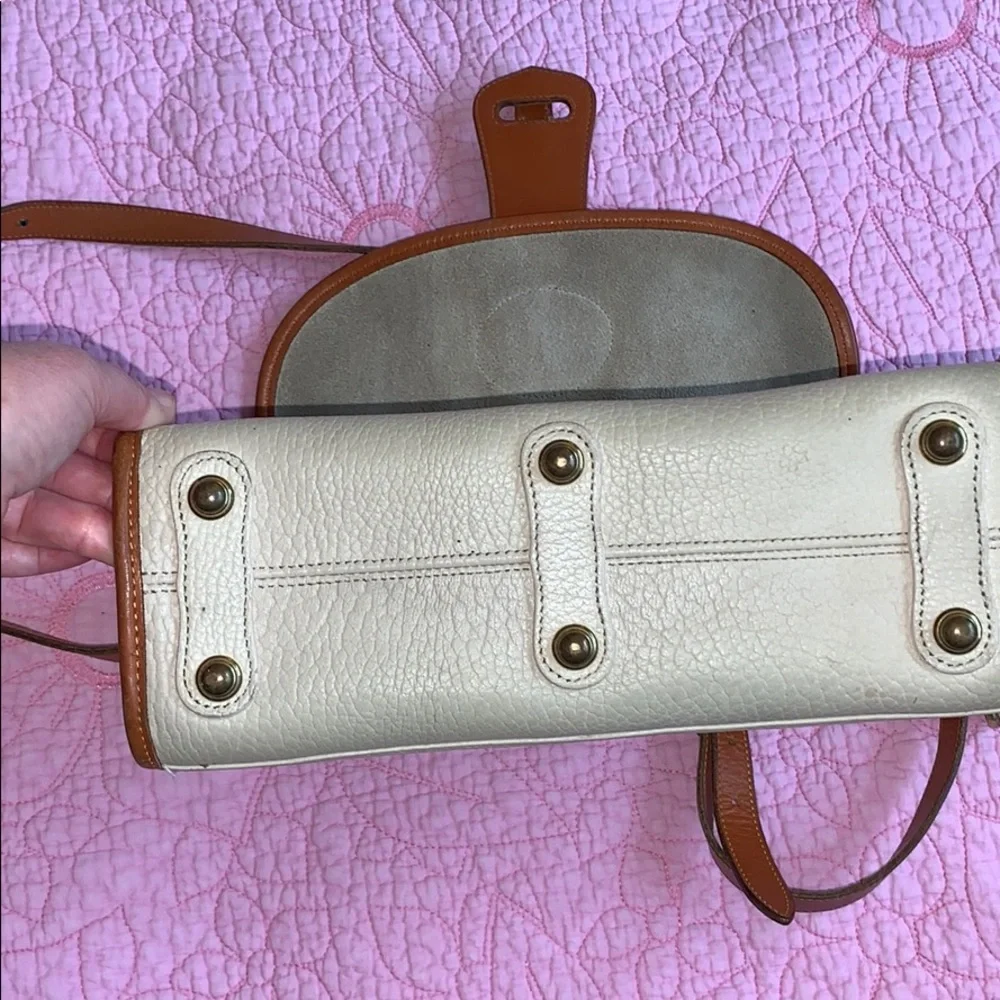 Dooney & Bourke classic dooney